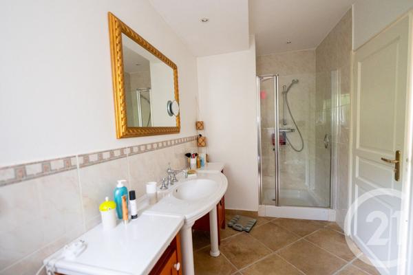 Maison à vendre  5 pièces - 134,80 m2 BORMES LES MIMOSAS - 83