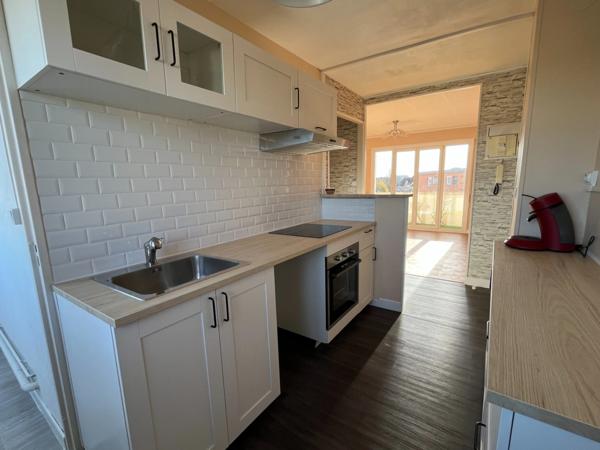 A vendre 3 pièces CHALON SUR SAONE (71) appartement lumineux, dernier étage avec balcon