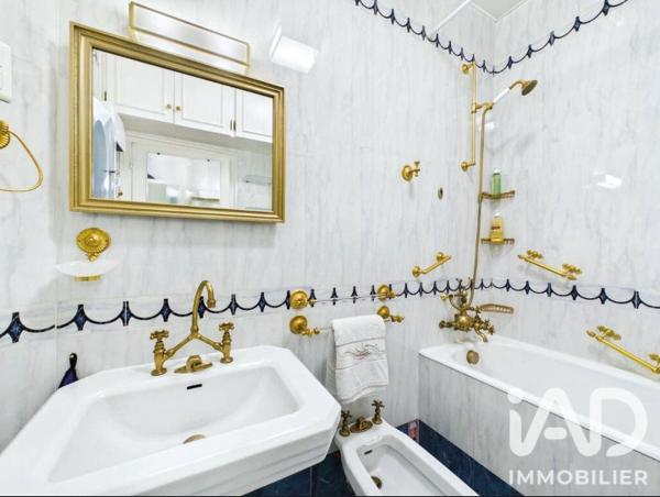 Appartement à vendre 4 pièces 70,4 m² Paris 17
