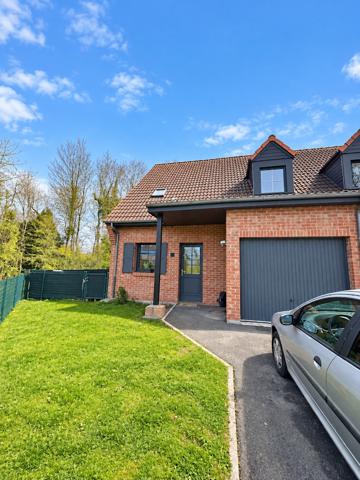 Maison semi-individuelle en secteur très prisé de 125 m² habitable