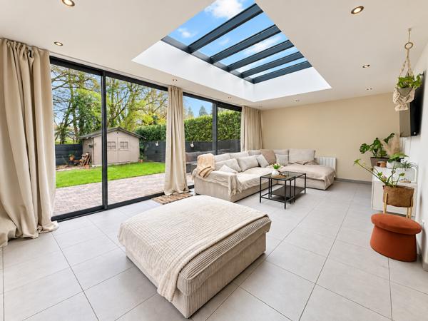 Maison semi-individuelle en secteur très prisé de 125 m² habitable
