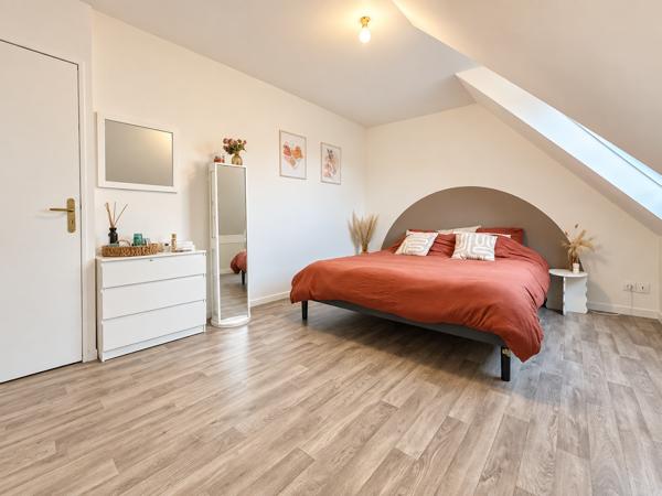 Maison semi-individuelle en secteur très prisé de 125 m² habitable