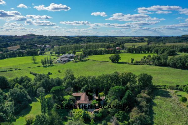 Réalmont (81120) Maison de maître 10 pièces + dépendances + parc paysagé de plus d’1 hectare | Réalmont | Vue dominante & tranq