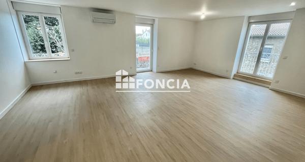 Location Appartement 3 pièces 79.98 m² - Guilherand-granges 07500