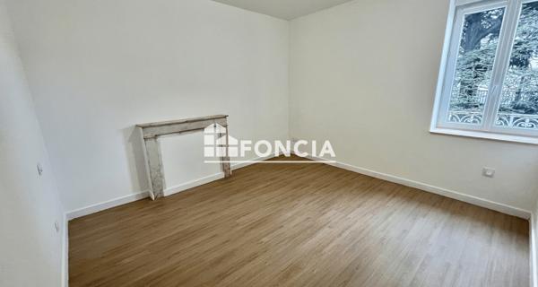 Location Appartement 3 pièces 79.98 m² - Guilherand-granges 07500