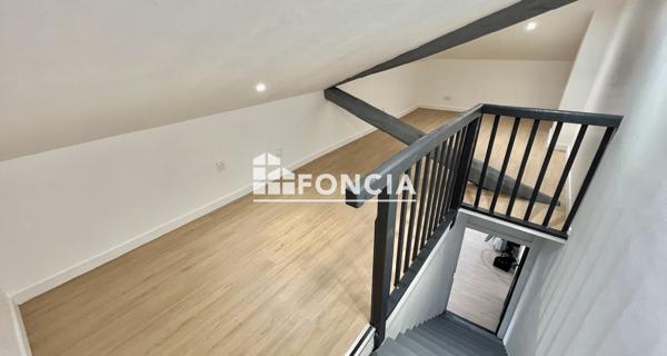 Location Appartement 3 pièces 79.98 m² - Guilherand-granges 07500