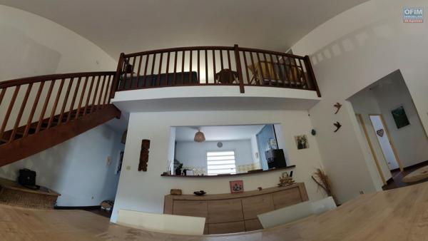 Vente appartement T4 de 128 m2 à Sainte - Marie Ile de La Réunion
