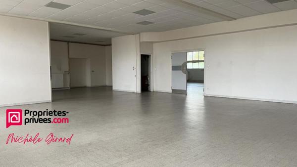 42300 ROANNE -  MURS, LOCAL COMMERCIAL  710 m²