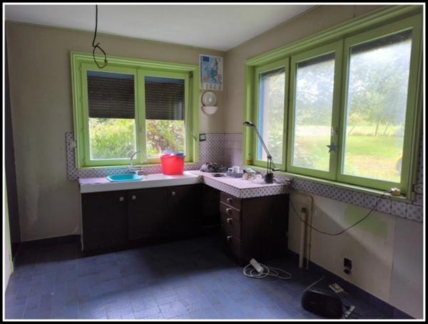 MAISON FAMILIALE DE PLAIN-PIED AVEC GRAND TERRAIN