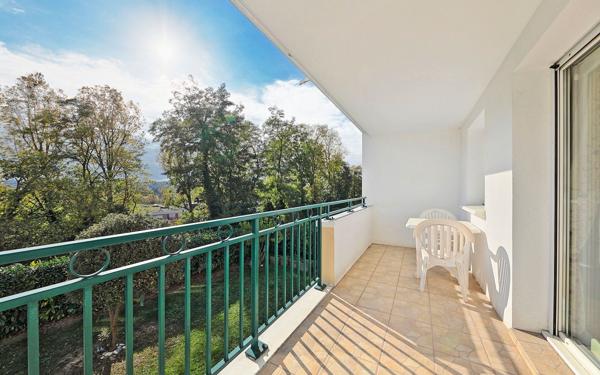 Appartement à vendre    4 pièces • 130 m2 Claye-Souilly