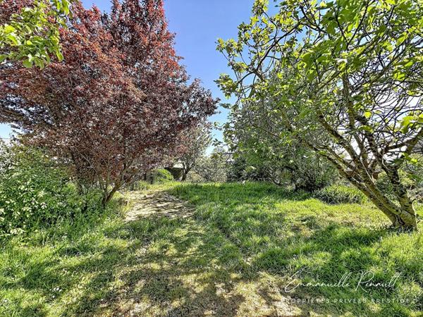 Propriété de caractère avec dépendance · 200 m² · Terrain 1 120 m² · Arradon, Bourg à pied