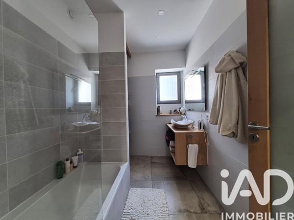 Maison à vendre 3 pièces 120 m² Nîmes
