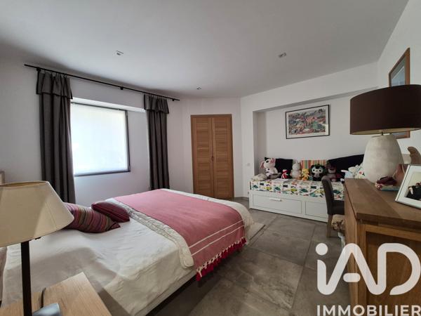 Maison à vendre 3 pièces 120 m² Nîmes