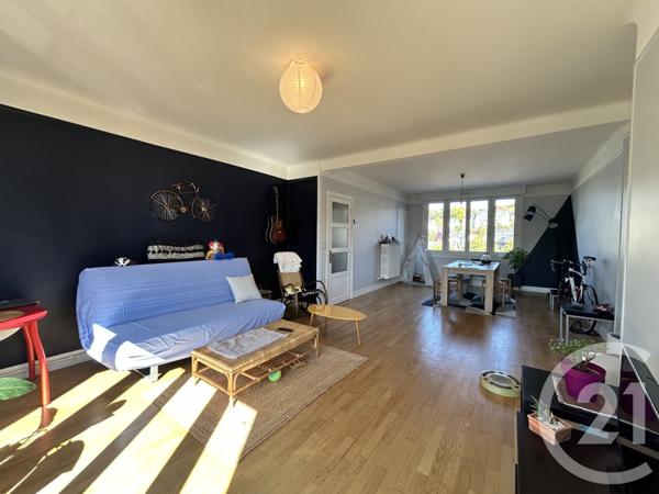 Appartement F3 à vendre  3 pièces - 111,03 m2 LISIEUX - 14