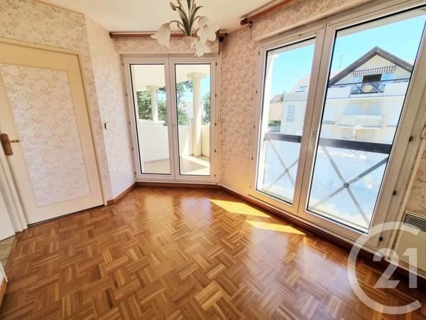 Appartement F2 à vendre  2 pièces - 58 m 2   RAMBOUILLET  - 78