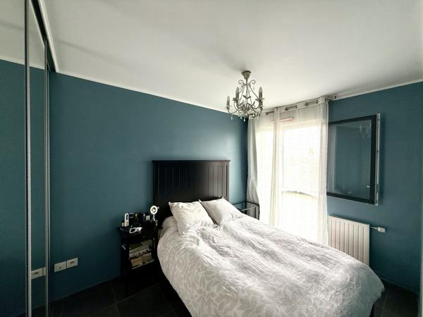 Le Blanc-Mesnil (93150) 2 Pièces avec balcon, parking immeuble 2017 devant futur métro