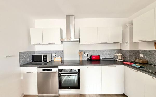 Appartement à louer    3 pièces • 64 m2 Chartres