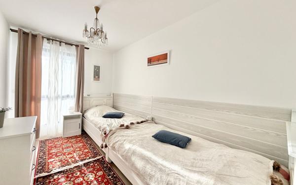 Appartement à louer    3 pièces • 64 m2 Chartres