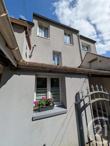 Immeuble à vendre  206 m 2   EPERNON  - 28