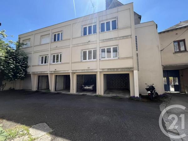 Immeuble à vendre  206 m 2   EPERNON  - 28