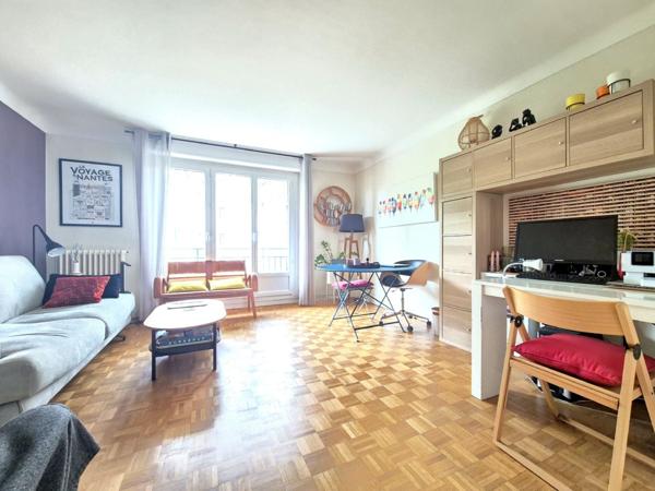Appartement 3 pièce(s) 2 chambre(s) 65 m²