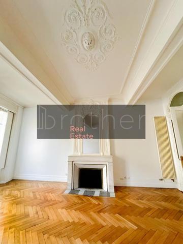 Bureau de 181 m² à louer à Bordeaux Centre