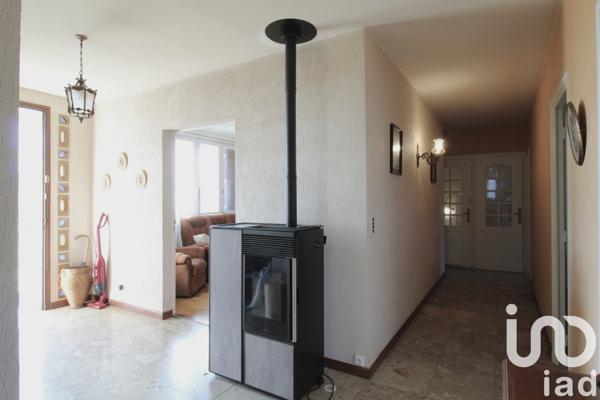 Maison à vendre 7 pièces 180 m² Ladignac-sur-Rondelles