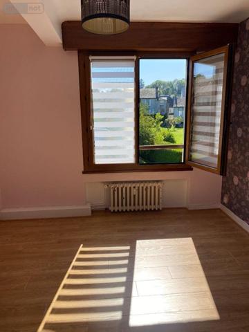 Appartement à vendre à Mauriac dans le Cantal (15200), ref : 15060/959