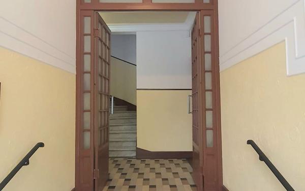 Appartement à vendre    2 pièces • 51,20 m2 Nice