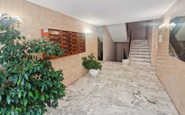 Appartement à vendre    5 pièces • 98,33 m2 Nice