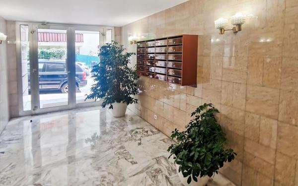 Appartement à vendre    5 pièces • 98,33 m2 Nice