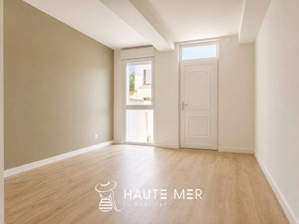 SAUMON – les Présidents – Appartement T4 avec grande cour et parking