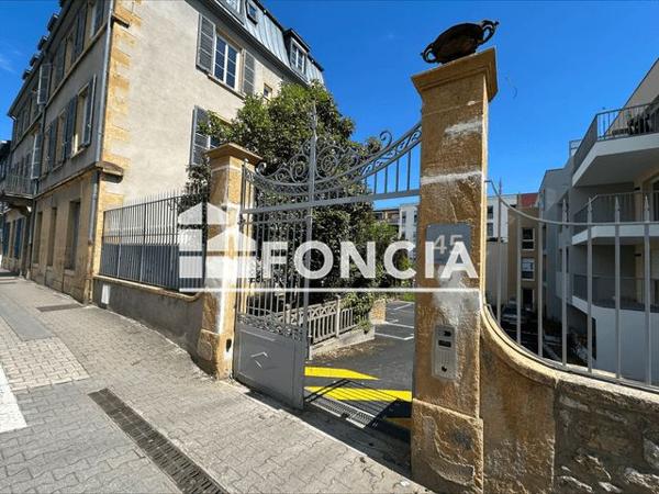 Location Parking - 45 RUE GABRIEL PERI L'arbresle 69210