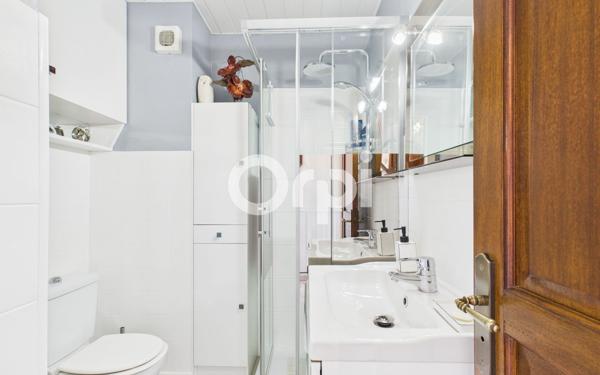 Appartement à vendre    1 pièce • 28,74 m2 Mandelieu-la-Napoule