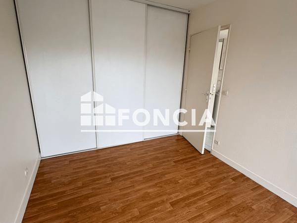 Location Appartement 2 pièces 30.54 m² - 15 RUE LEO LAGRANGE Niort 79000