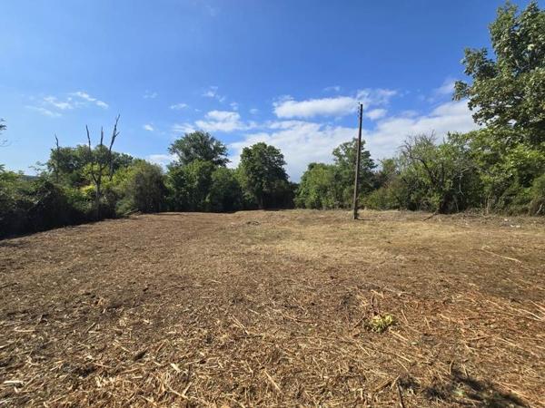 Terrain à vendre 47 000 € Jonzac 1400 m² DPE