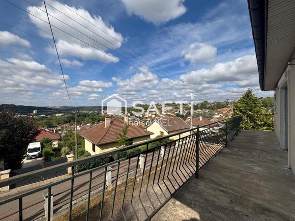Calme, vue et potentiel au cœur de Montbard