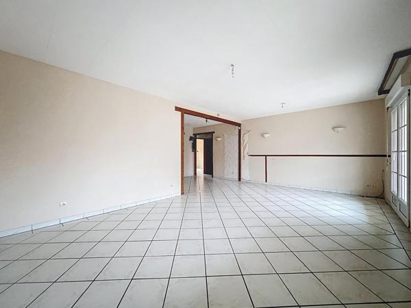 Plain-pied spacieux à Clouange avec jardin et potentiel d’aménagement !!!