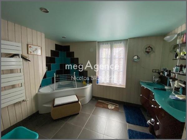 Maison à VIMOUTIERS, 61120 - 6 pièces 104m²