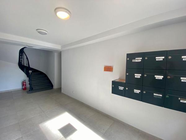 Honfleur Centre , Appartement rénové avec balcon et vue dégagée - EXCLUSIVITE