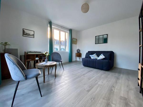 Honfleur Centre , Appartement rénové avec balcon et vue dégagée - EXCLUSIVITE