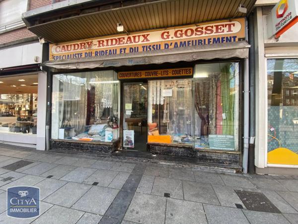 Location local commercial 58m²