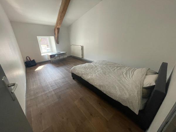 Immeuble de rapport deux studios et un T5