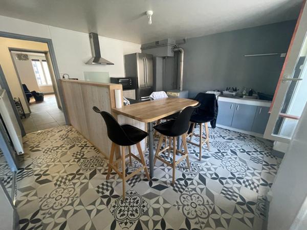 Immeuble de rapport deux studios et un T5