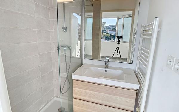 Appartement à vendre    4 pièces • 73,30 m2 Nice