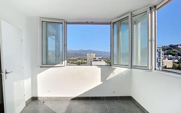 Appartement à vendre    4 pièces • 73,30 m2 Nice