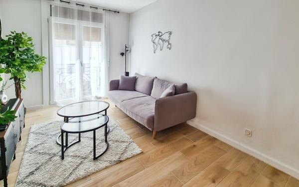 Appartement à vendre    3 pièces • 53 m2 Nice