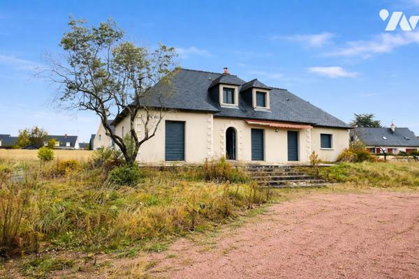 BOURGUEIL
MAISON RÉNOVÉE AVEC SOUS-SOL COMPLET – TERRAIN ARBORÉ DE 3 194 m²