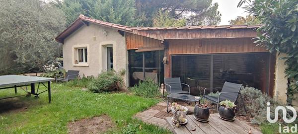 Longère 4 pièces de 125 m² à Port-Sainte-Foy-et-Ponchapt (33220)