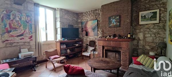 Longère 4 pièces de 125 m² à Port-Sainte-Foy-et-Ponchapt (33220)